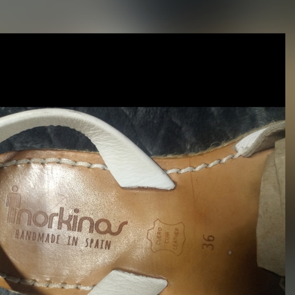 Handmade White Leather Sandals - Picture 9 of 9